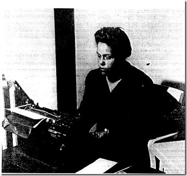 Gwendolyn Bennett at typewriter