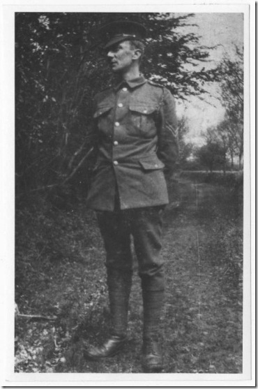 edward_thomas_in_uniform800
